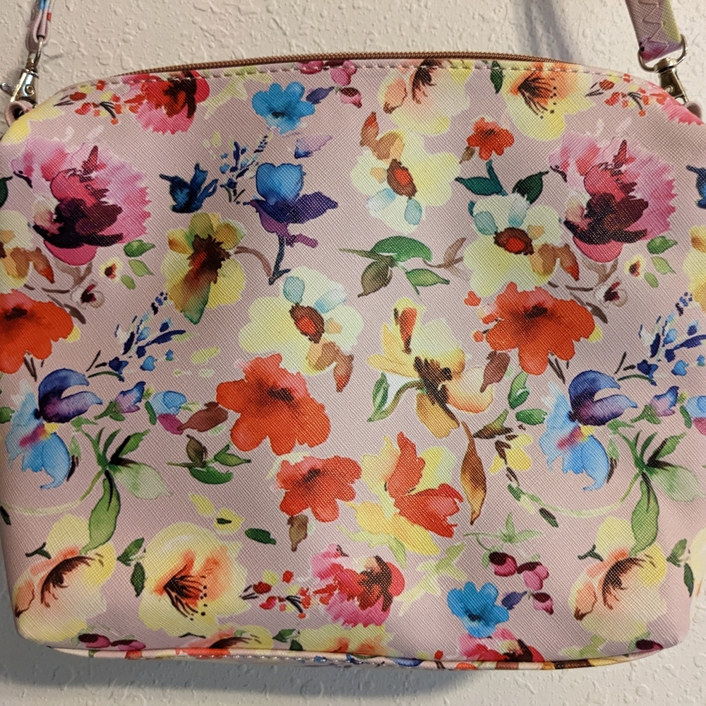 Carlos Santana Woman's Purse - Picture 3 of 9